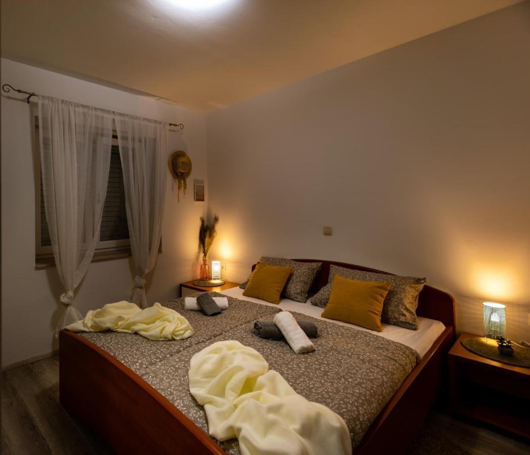Apartman Tina Metković Zewnętrze zdjęcie